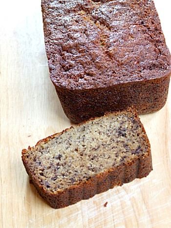 Kona Inn Banana Bread - absolutely the best banana bread ever! Muffins Savory, Cake Loaves, Fruit Breads, Bread Yeast, Delicious Banana Bread Recipe, Delicious Banana Bread, Dessert Breads, Bread Sweet, Banana Cake Recipe