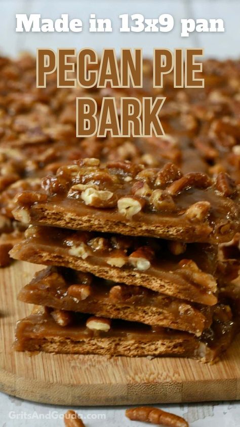 This Pecan Pie Bark recipe is perfect for you if you don't want your graham cracker toffee to be grainy. There's one ingredient in this easy cracker candy that's a game changer to make the pecan-topped toffee buttery smooth. It's also made in a 13x9 baking pan instead of a large sheet pan and sprinkled with lots of rich, toasty pecans. Pecan Pie Bark Recipe, Pecan Bark Recipe, Graham Cracker Bars, Pecan Pie Bark, Easy Food Gifts, Graham Cracker Dessert, Graham Cracker Toffee, Candied Pecans Recipe, Graham Cracker Recipes