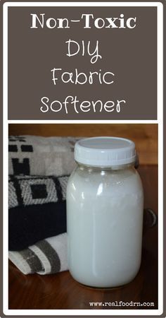 Non-Toxic DIY Fabric Softener. Fabric softeners are filled with toxic chemicals that coat your clothes to make them feel soft. Then you wear these chemicals all day and absorb them into your skin. Ditch the toxic chemicals and make your own non-toxic fabric softener, it's really easy to do! realfoodrn.com Homemade Alternatives, Diy Fabric Softener, Homemade Fabric Softener, Liquid Fabric Softener, Homemade Laundry Detergent, Homemade Laundry, Pinterest App, Diy Home Cleaning, Diy Laundry