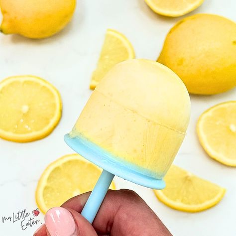 Popsicles for babies: How to serve them safely & 9 healthy recipes - My Little Eater Popsicles For Babies, Baby Popsicles, Baby Meal Plan, Baby Led Feeding, Healthy Popsicles, Homemade Popsicles, Feeding Toddlers, Popsicle Recipes, Baby Eating