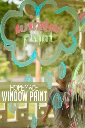 Make your own DIY window paint with a simple recipe! Homemade Window Paint, Diy Window Paint, Teaching Kids Letters, Window Paint, Paint Pictures, Discovery Bottles, Craft Recipes, Paint Recipe, Craft Closet