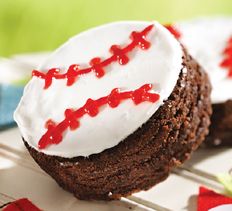 Baseball Brownies > Cooking Club of America Baseball Brownies, Baseball Desserts, Easy Bars, Baseball Treats, Baseball Snacks, Brownie Pops, Baseball Cake, Cooking Club, Baseball Party