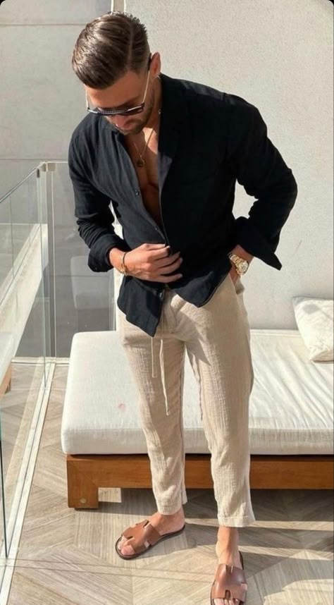 Dubai Fits, Mens Vacation Outfits, Brunch Outfit Summer, Mens Linen Outfits, Irreconcilable Differences, Vacation Outfits Men, Italian Mens Fashion, Stil Masculin, Mens Smart Casual Outfits