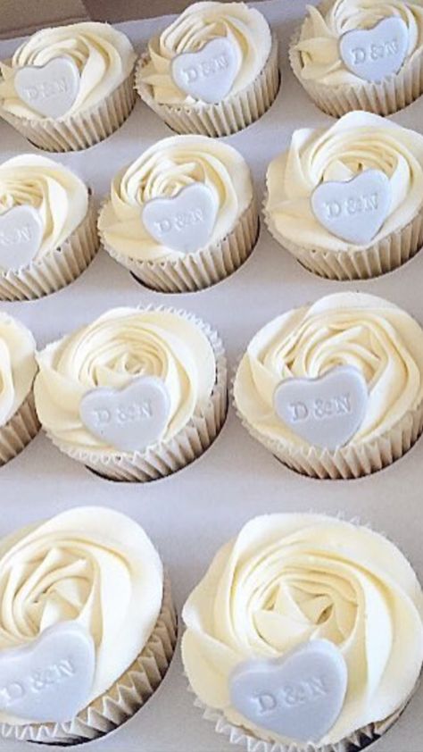 Wedding Cupcakes With Initials, Fondant Cupcake Toppers Wedding, Marry Me Cupcakes, Mr And Mrs Cupcakes, Just Married Cupcakes, Engagement Cupcake Ideas Design, Cupcakes For Engagement Party, Wedding Day Cupcakes, Engagement Cupcake Toppers