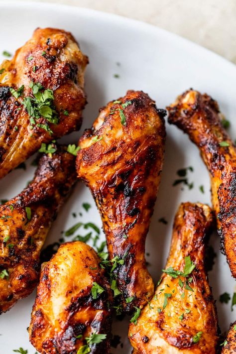 Absolutely delicious, easy Air Fryer Chicken Legs with a smoky, sweet spice rub! These chicken drumsticks are perfect for a simple, delicious weeknight meal or game day! #wellplatedrecipes #airfryerchickenlegs #cripsychickendrumsticks Orange Chicken Marinade, Crispy Air Fryer Chicken, Easy Baked Beans, Healthy Coleslaw, Chicken Breast Crockpot Recipes, Crockpot Chicken Breast, Air Fryer Chicken Wings, Dark Meat, Food Street