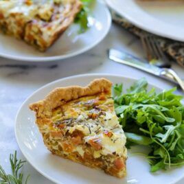 Crustless Quiche {Easy and Healthy} – WellPlated.com Sweet Potato Goat Cheese, Sweet Potato Quiche, Potato Quiche, Make Ahead Brunch Recipes, Goat Cheese Quiche, Make Ahead Brunch, Cheese Quiche, Enjoy Your Meal, Quiche Recipes