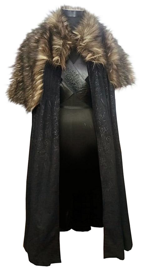 Cloak With Fur Collar, Viking Cape Men, Wolf Head Cloak, Medevil Winter Clothes, Winter Cloak Fur, Wolf Skin Cloak, Fur Lined Cape, Fantasy Fur Cloak, Fur Coat Medieval