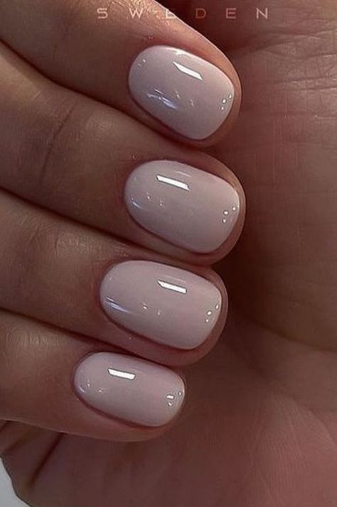 Natural Color Manicure, Short Shellac Nails Neutral, Nude Gel Manicure Short Nails, Short Nails Ideas Solid Color, Cute Gel Polish Nail Ideas, Nail Color That Goes With Navy Dress, Fall Milky Nails, Short Nails Fair Skin, Gel Nail Ideas For Fall