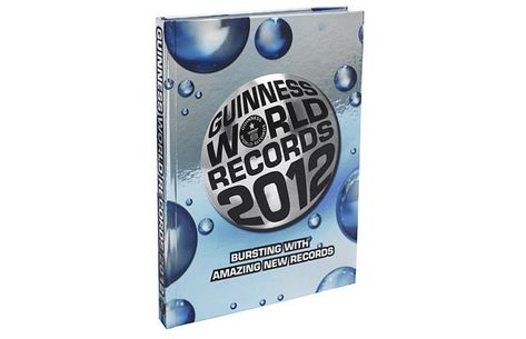 Guinness World Records 2012 in pictures Leveled Books, Guinness Book Of World Records, Reluctant Readers, Guinness Book, Happy Books, Struggling Readers, Guinness World Records, Interesting Reads, World Record