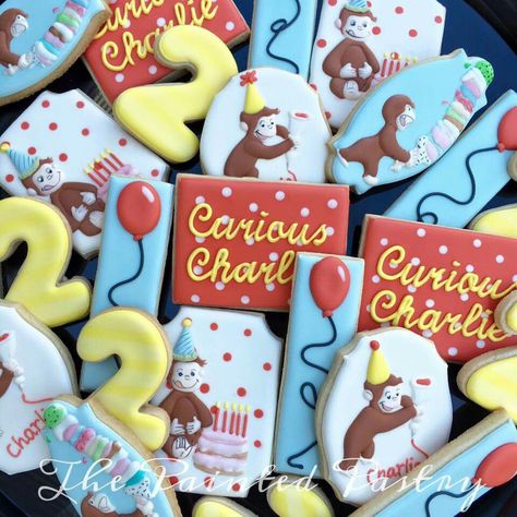 Baby Birthday Party Food, Curious George Cakes, Curious George Birthday Party, Curious George Party, Curious George Birthday, Orange Birthday, Crazy Cookies, Baby Birthday Themes, Monkey Birthday