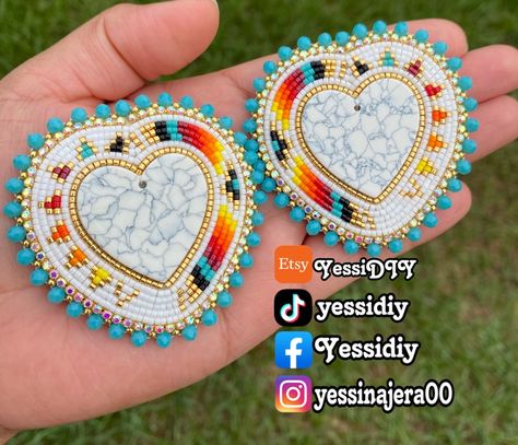 Heart Beaded Earrings Native American, Beaded Medallion Earrings, Beaded Earrings Native Beadwork, Heart Beaded Earrings, Beaded Earrings Native American, Beading Board, Beadwork Ideas, Native Earrings, Indian Beadwork