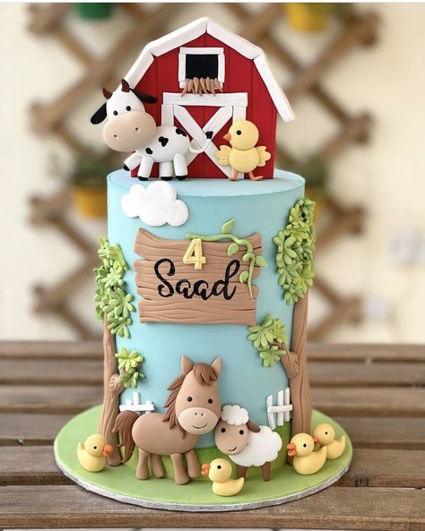 Birthday Cake Farm Theme, Old Mcdonald Cake, Farm Cakes For Boys, Cake Farm Theme, Birthday Cake Farm, Cake Farm, Farm Cakes, Mcdonalds Birthday Party, Farm Birthday Cakes