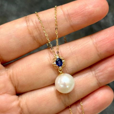 💎 Discover the timeless beauty of our Vintage 18K Solid Gold Genuine Sapphire Pearl Pendant Necklace! 💎 Experience the elegance of this exquisite piece, featuring a stunning 0.30ct genuine sapphire, surrounded by delicate cubic zirconia side stones, and a lustrous AAA natural freshwater pearl. Set in luxurious 18K solid yellow gold, this necklace offers both sophistication and charm, making it perfect for engagements, anniversaries, or as a special gift. ✨ Product Details: Material: Premiu... Engagement Necklaces, Chic Jewelry, Pearl Pendant Necklace, Sapphire Necklace, Jewelry For Her, Elegant Jewelry, Pearl Pendant, Luxury Jewelry, Pearl Jewelry