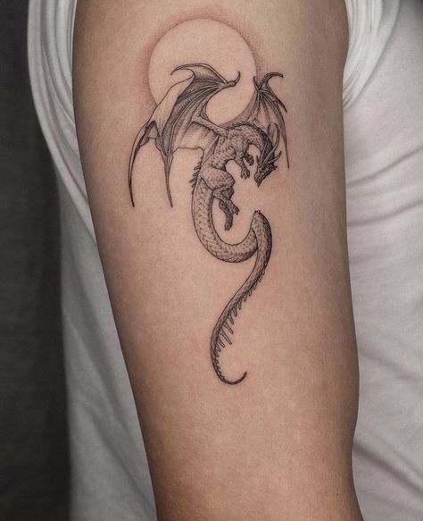 Baby Dragon Tattoos, Chinese Tattoos, Tattoos Shoulder, Black Dragon Tattoo, Small Dragon Tattoos, Dragon Tattoo Art, Dragon Tattoo For Women, Fantasy Tattoos, Fire Tattoo