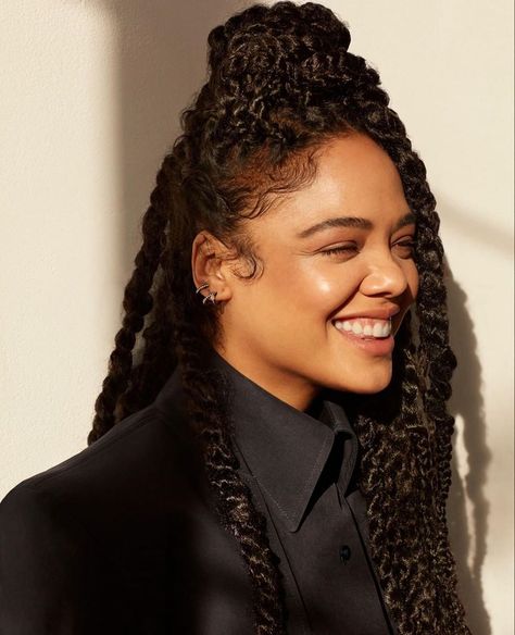 LACY REDWAY HAIR ARTIST on Instagram: “This smile 🥰🥰 .  TESSA THOMPSON x THE GENTLEWOMAN  Photographer @danielrieraofficial  Stylist @jasminehassett  Hair by Me 🙋🏾‍♀️ Makeup…” Marley Twist Styles, Marley Twists, Twist Styles, Tessa Thompson, 90s Hairstyles, Men In Black, Mia 3, Marvel Women, Protective Styles