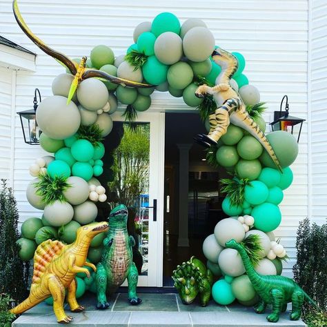 Three Rex Balloon Garland, Dino Balloon Arch, Dinasour Birthday Decorations, Oneasaurus Birthday Party, Dinosaur Balloon Decorations, Dinosaur Balloon Arch, Dinosaur Balloon Garland, Jurassic Party Ideas, Balloon Dinosaur