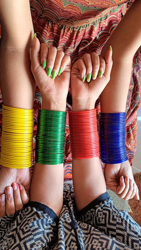 Glass Bangles Aesthetic, Bangles Aesthetic, Colorful Bangles, Glass Bangles, Desi Aesthetic, Western Look, Hijabi Girl, Face Images, Color Psychology