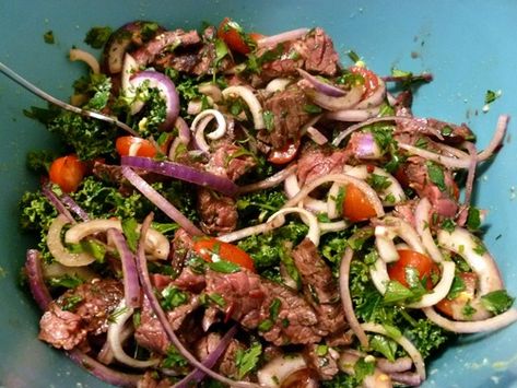 Yum Nua - Thai Spicy Beef Salad. Eat plain or with rice and fish sauce. Spicy Beef Salad, Thai Beef Salad Recipe, Rice And Fish, Thai Beef Salad, Thai Beef, Cambodian Food, Khmer Food, Laos Food, Tandoori Masala