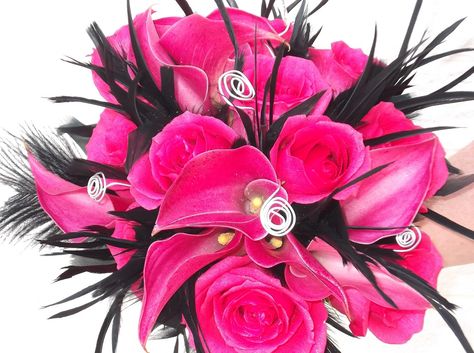 Hot pink and black - calla lilies, roses, black feathers and silver aluminum wire swirls make this bridal bouquet very hot Black Calla Lily, Prom Bouquet, Black Bouquet, Wedding Flowers Sunflowers, Hot Pink Weddings, Modern Wedding Flowers, Boho Wedding Flowers, Hot Pink Flowers, Hot Pink Roses