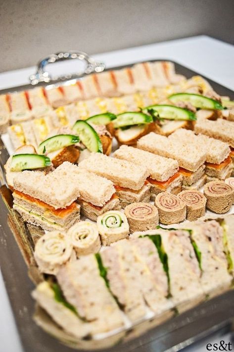 Party Sandwiches Recipes, Recept Sandwiches, Tea Party Sandwiches Recipes, Tea Party Sandwiches, Tea Sandwiches Recipes, English Tea Party, Afternoon Tea Recipes, Party Sandwiches, High Tea Party