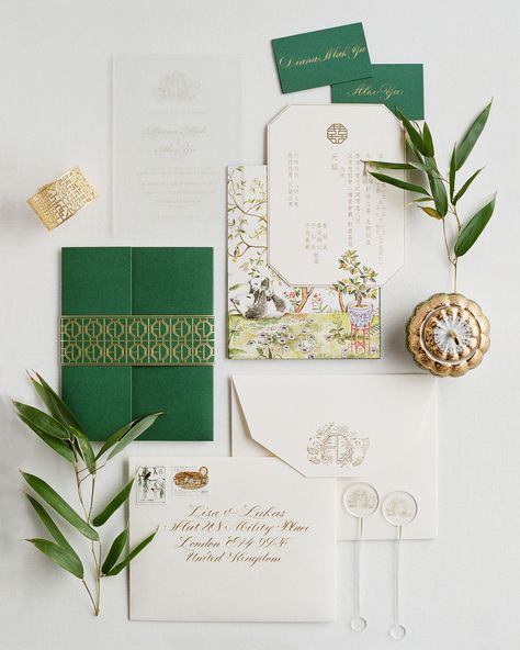 Classic doesn't mean you can't use color. Gold ink, green accents, and even a sheet of Lucite came together on this suite, and Hilary Ng illustrated a chinoiserie painting to showcase a predominant theme of the celebration. Budapest Wedding, Chinese Wedding Invitation, Inexpensive Wedding Invitations, Winter Bridal Showers, Wedding Invitation Inspiration, Cheap Wedding Invitations, Classic Wedding Invitations, Brides And Grooms, Traditional Bride