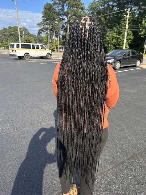 Long Knee Length Knotless Braids, Floor Length Knotless Braids, Medium Thigh Length Knotless Braids, Knee Length Boho Knotless Braids, Medium Knee Length Knotless Braids, Knee Length Braids, Thigh Length Knotless Braids, Knee Length Knotless Braids, Curly Braided Hairstyles