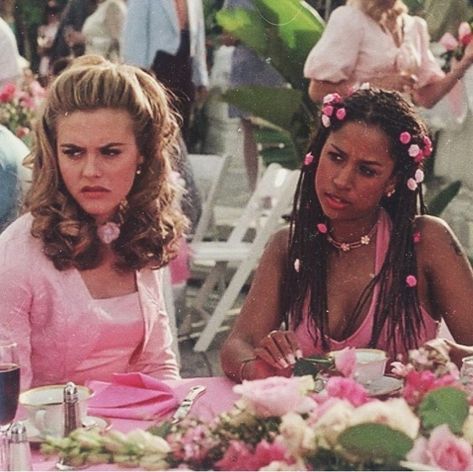 90’s | clueless | nostalgia | romcom | nodtalgic | movies 2000s Romcom, Clueless, Pink