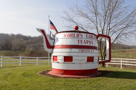 These 12 Unique Attractions In West Virginia Will Leave You Asking... What?1 Whimsical Sculpture, Green Bank, West Virginia Travel, New River Gorge, Virginia Travel, Point Pleasant, Vernacular Architecture, New River, Roadside Attractions