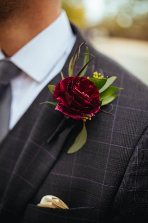 Burgundy Ranunculus Boutonniere Spray Roses Boutonniere, Burgundy Ranunculus, Boutonniere Wedding Rustic, Ranunculus Boutonniere, White Rose Boutonniere, Pink Boutonniere, Succulent Boutonniere, White Spray Roses, Groomsmen Boutonniere