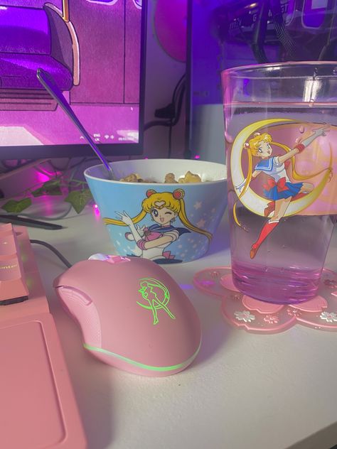 sailor moon, sailor moon set up, sailor moon mouse, sailor moon cup, sailor moon bowl Sailor Moon Bedroom Decor, Sailor Moon Aesthetic Room, Sailor Moon Setup, Sailor Moon Room Aesthetic, Sailor Moon Gaming Setup, Sailor Moon Room Decor, Sailor Moon Decor, Sailor Moon Room, Sailor Moon Merch