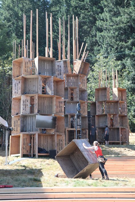 Gallery of PSU Students Create Music Festival Stage from Apple Bins in Portland - 10 Pallet Stage Platform, Festival Stage Design Ideas, Festival Set Design, Festival Stage Design Outdoor, Festival Entrance Design, Stage Design Festival, Outdoor Concert Stage Design, Music Festival Stage Design, Festival Decorations Outdoor