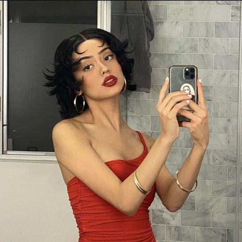 r🕊 on Twitter: "THIS is a costume. a serve. a moment.… " Betty Boop Halloween Costume, Betty Boop Costume, Red Hair Halloween Costumes, Betty Boop Makeup, Betty Boop Halloween, Halloween Costumes Brunette, Iconic Halloween Costumes, Icons Girls, Hallowen Costume