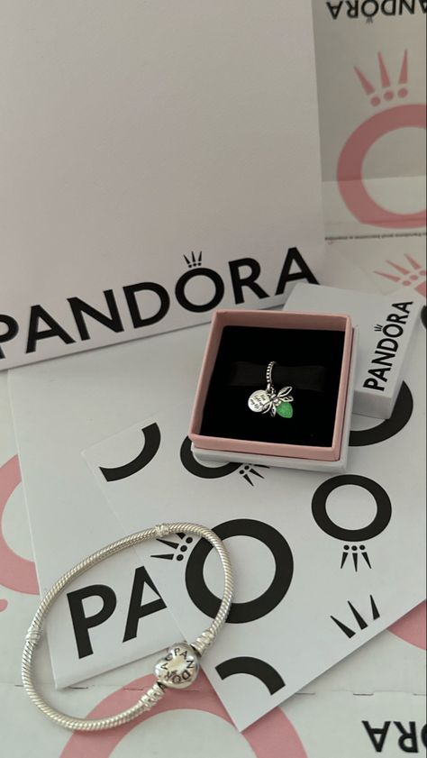 Pandora firefly charm with snake chain bracelet new #pandora #firefly #fireflycharm #princessandthefrog #evangeline #pandoracharms #pandorabracelet Firefly Charm Pandora, Pandora Bracelet Firefly, Firefly Charm, Pandora Firefly, Pandora Me Bracelet, Pandora Charm, Pandora Aesthetic, Pandora Bracelet Ideas, Pandora Bracelet Charms Ideas