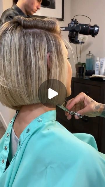 Ladies Bob Hairstyles, Curled Under Bob, Short Bob With Side Fringe, Angled Bob Fine Hair, Hair Styles Thick Hair Easy, Short Bob With Long Layers, Long Bob Back View, Carved Bob Haircut, Short Layerd Bob