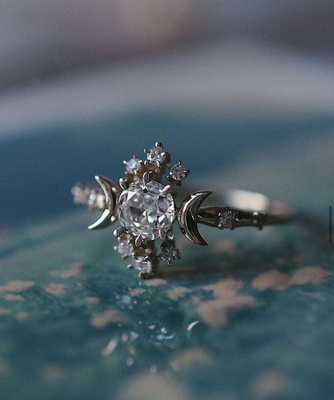 Mystical Wedding Rings, Star Engagement Ring, Sofia Zakia, E E Cummings, Future Engagement Rings, Soulmate Quotes, My Spirit, Dream Style, Next Fashion