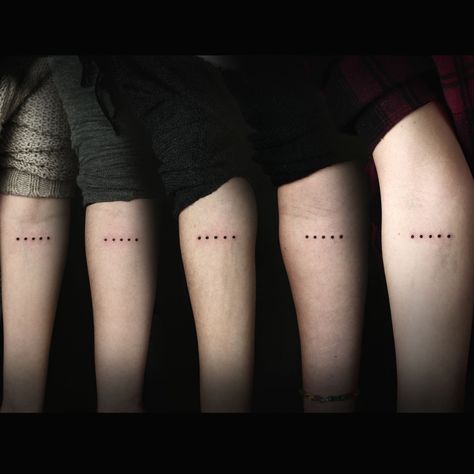 5 Dots Tattoo, 5 Siblings Tattoo, Friend Group Tattoos, Fam Tattoo, Siblings Tattoo, Matching Family Tattoos, Group Tattoos, Matching Friend Tattoos, Cute Simple Tattoos