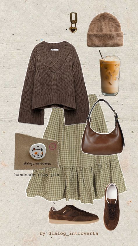 #autumn #fall #autumnfit #autumnoutfit #autumnlook #falloutfit #warmskirt #girlsoutfit #girlslook #adidas #claypin #clay #latte #cozyautumn Autumn Cottage Core Outfits, Cottage Fall Outfit, Autumn Cosy Outfit, Cosy Autumn Outfits, Autumn Cottagecore Outfit, Autumn Mute Outfit, Cozycore Outfit, Fall Cottagecore Outfits, Cottagecore Fall Outfits