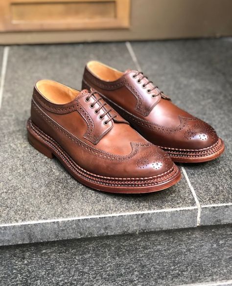 Workwear Menswear, Grenson Shoes, Gentlemans Club, Cobbler, Gentleman, Dress Shoes Men, Work Wear, Oxford Shoes, Shoes Mens