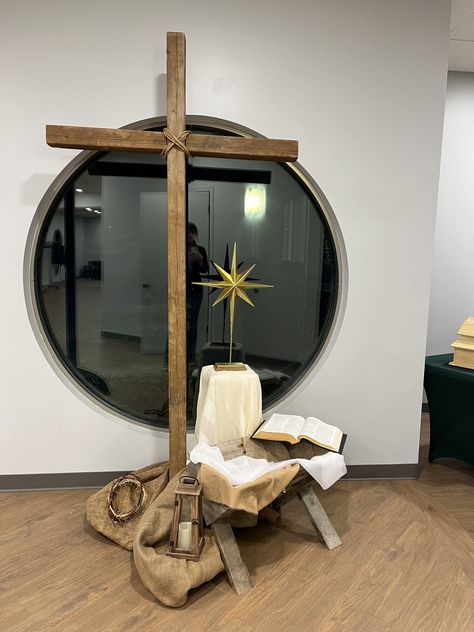 Cross And Manger Scene, Large Nativity Scene Display Outdoor, Outdoor Church Christmas Decorations, Simple Church Christmas Decor, Cross And Manger, Church Advent Decorations, January Church Decorations, Bethlehem Decor, Christmas Decor For Church Sanctuary