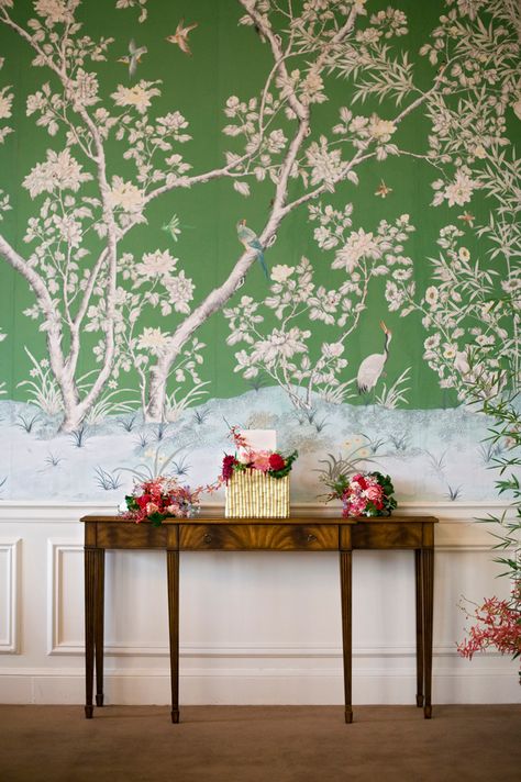 Chinoiserie Wedding Backdrop, Dramatic Fireplace, Chinoiserie Wedding, Green Chinoiserie, Green Wedding Inspiration, Chinoiserie Decorating, Elizabeth Anne, Asian Inspiration, Chinoiserie Wallpaper