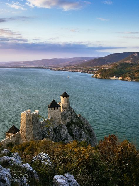 Golubac Fortress, Serbia (by Slobodan) Golubac Fortress, Danube River, Serbia, Palace, Travel Destinations, Castle, Tower, Architecture, Tumblr