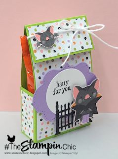 The Stampin' Chic: Day 1 of the 13 Days of Halloween Treats! Halloween Candy Crafts, 13 Days Of Halloween, Halloween Treat Holders, Fall Craft Fairs, Halloween Treat Boxes, Halloween Paper Crafts, Candy Crafts, Halloween Goodies, Paper Craft Diy Projects