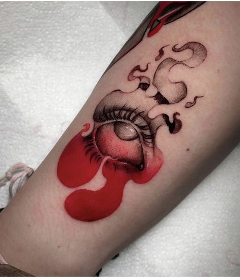 Dark Tattoo Ideas, Tato Maori, Gotik Tattoo, Feminine Skull Tattoos, Hanya Tattoo, Creepy Tattoos, Tatuaje A Color, Red Tattoos, Dark Art Tattoo