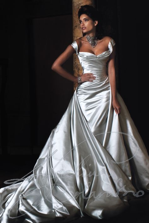 Gabriella Angelina Colarusso, Tartan Wedding, Mode Glamour, Beautiful Wedding Gowns, White Wedding Dress, A Wedding Dress, Wedding Dress Couture, Couture Wedding, Satin Wedding