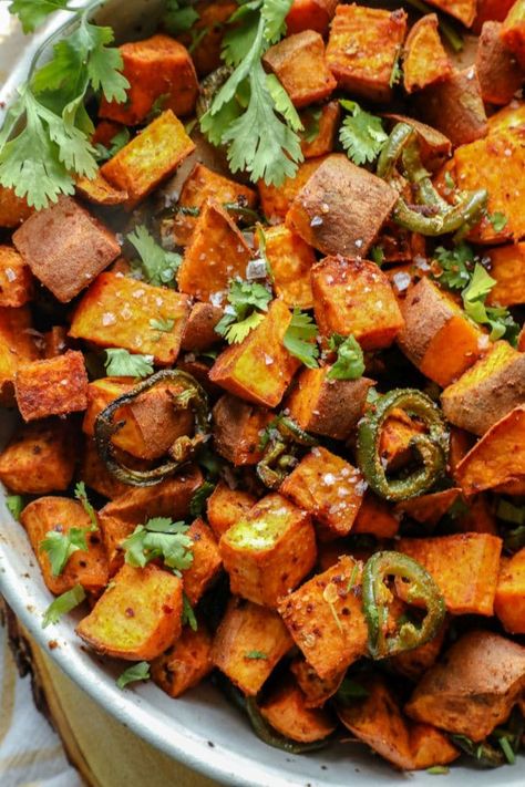 Cuban Sweet Potatoes, Spicy Sweet Potatoes, Breakfast Potato, Lower Carb Meals, The Boiled Egg Diet, Sweet Potato Skins, Potatoes Recipes, Egg Diet Plan, Boiled Egg Diet Plan