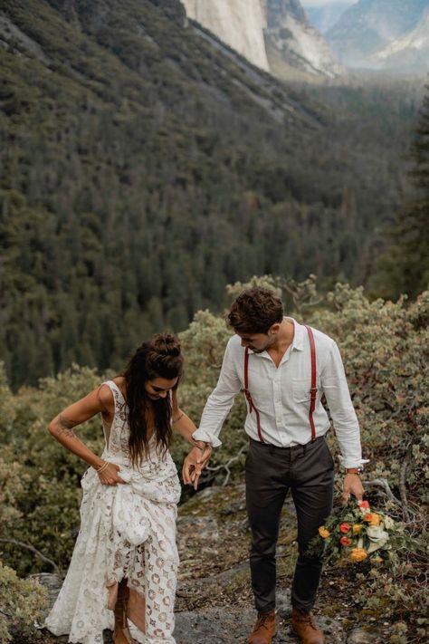 Mountain Honeymoon Outfit, Elopement Ideas Dress, Elopement Ideas Courthouse, Dream Elopement, Elopement Bouquet, Elopement Ideas Destination, Boda Mexicana, Elopement Photos, Elopement Ideas