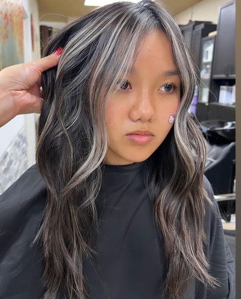 Fun Hair 2023, Gray Hair Balayage Brunettes, Partial Grey Highlights, Silver Ash Balayage On Dark Hair, Low Lights Grey Blending, Salt And Pepper Balayage, Grey Balayage Brunettes, Grey Blending Highlights Going Gray, Asian Gray Hair