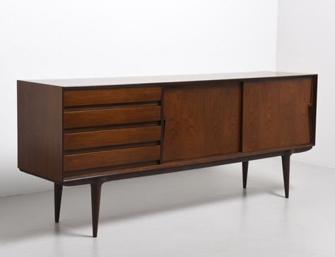 Model 18 sideboard from the sixties by Gunni Omann for Omann Jun 60s Tv Stand, 1970 Tv Cabinet, 70’ Tv Stand, 1960 Server Cabinet, Modular Cabinet, 60s Sideboard, Mid Century Sideboard Uk, 60s Furniture, 60s Tv