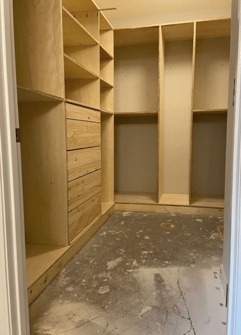 Diy Built In Closet System, Diy Closet Built Ins, Victorian Closet, Diy Closet System, Diy Custom Closet, Closet Makeover Diy, Closet Build, Closet Rack, Closet Rods