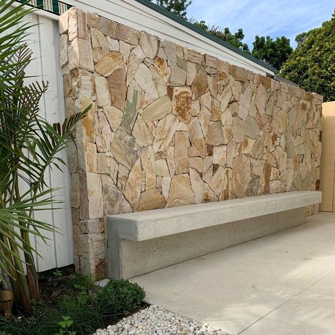 Sandstone Wall Garden, Sandstone Fence, Stone Wall Exterior, Sand Stone Wall, Driveway Wall, Sandstone House, Sandstone Garden, Boundry Wall, Sandstone Cladding